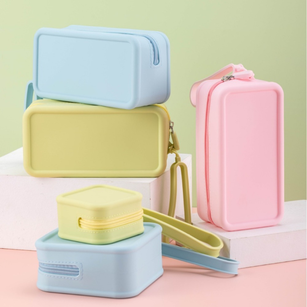 Cosmetic Bags - Porte-monnaie portable en silicone, grande capacité,